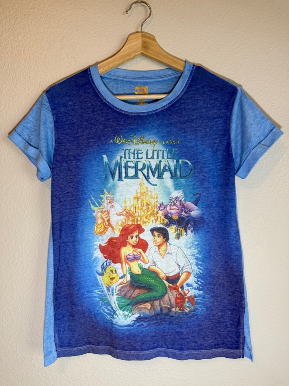 Disney Parks Authentic The Little Mermaid Movie Cover Graphic Top Adult XS 90’s